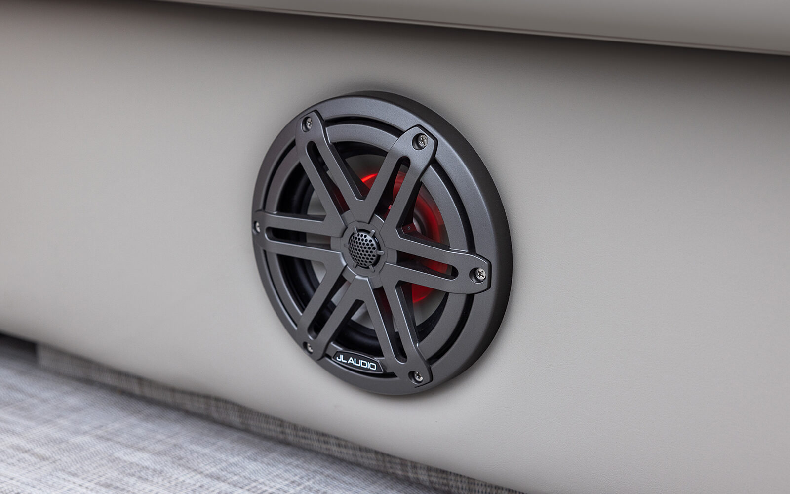 4 JL Audio® M3 speakers - Optional