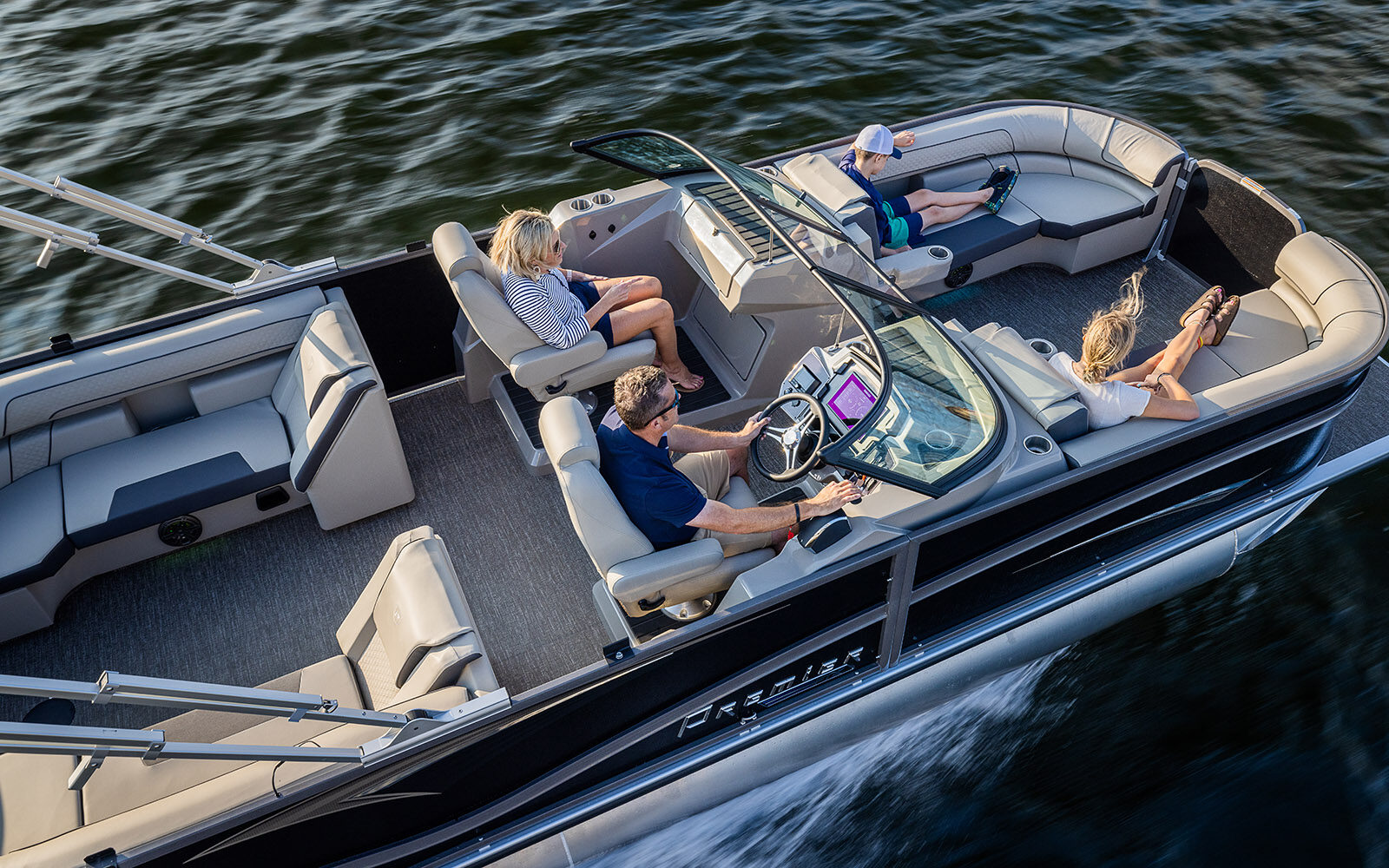 Dual Helm - Sport floorplan
